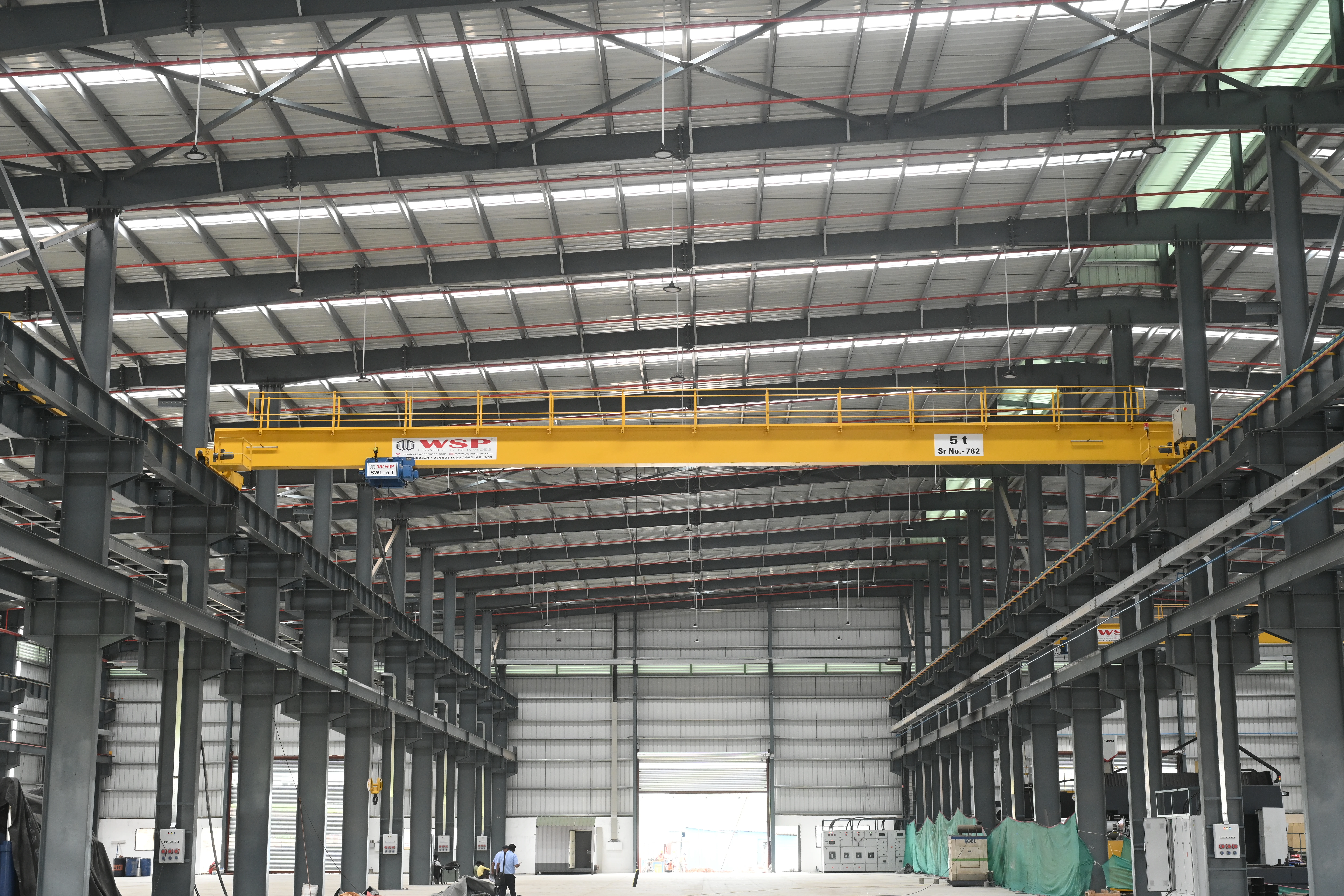Industrial single girder EOT crane for factory handling